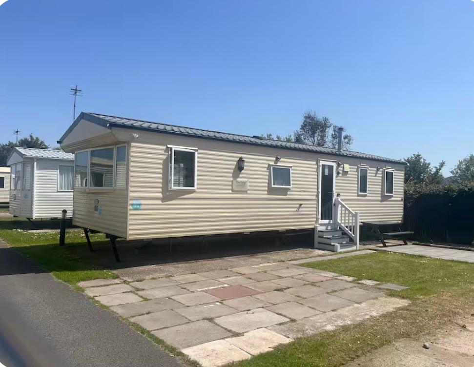Caravan Gem